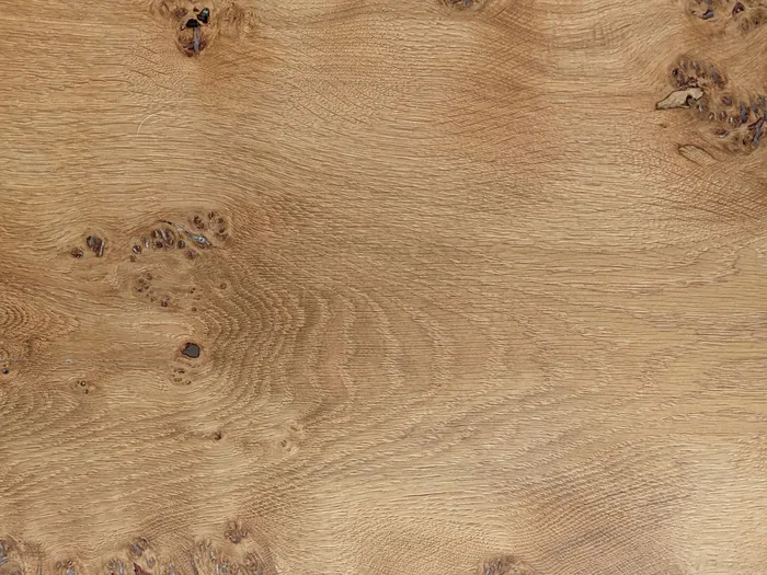 Texture de chêne massif madré, exemple de plateau
